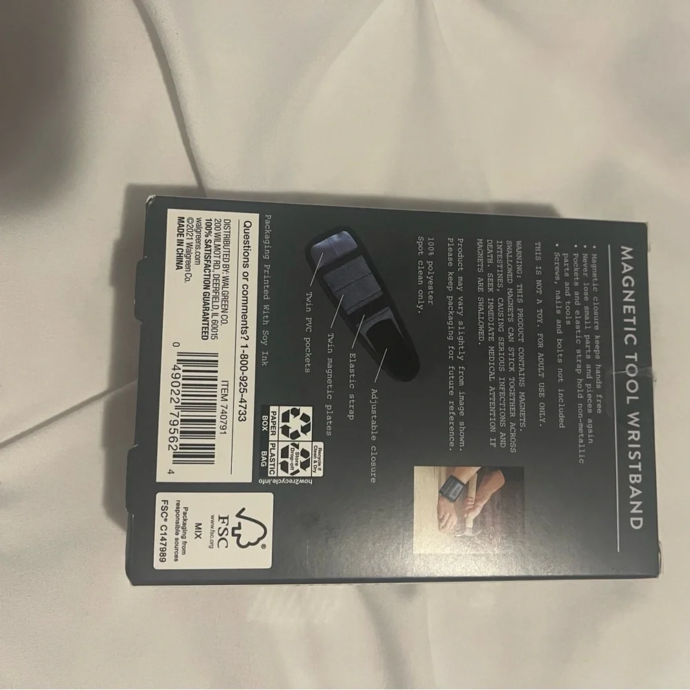 Dashing Magnetic Tool Wristband - Picture 3 of 3